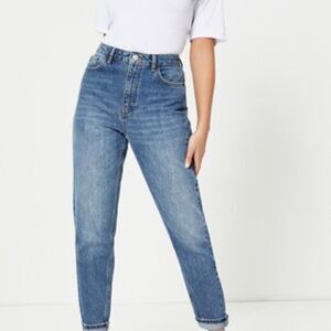 Topshop High Waist Mom Jeans in Medium Blue Wash, Size 28